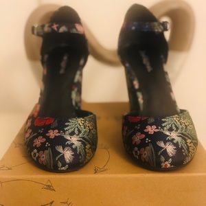 Indigo Road Heels